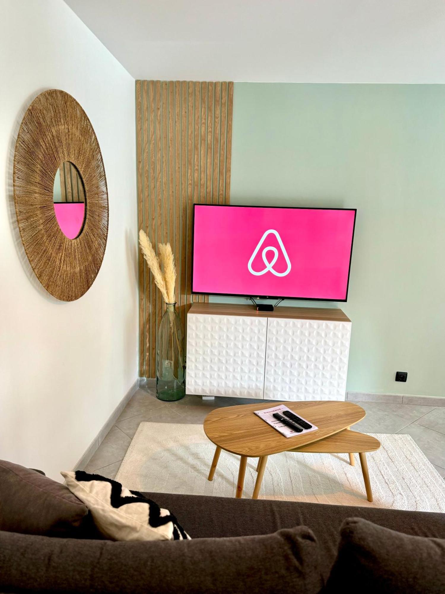 Appart' Calme - 48M² - Proche Versailles - Paris Elancourt Exteriör bild
