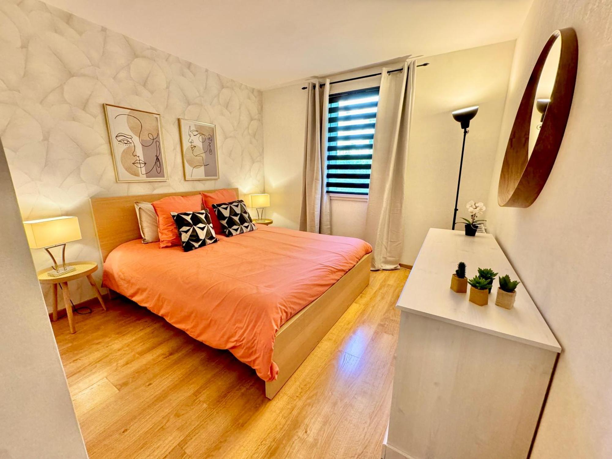 Appart' Calme - 48M² - Proche Versailles - Paris Elancourt Exteriör bild